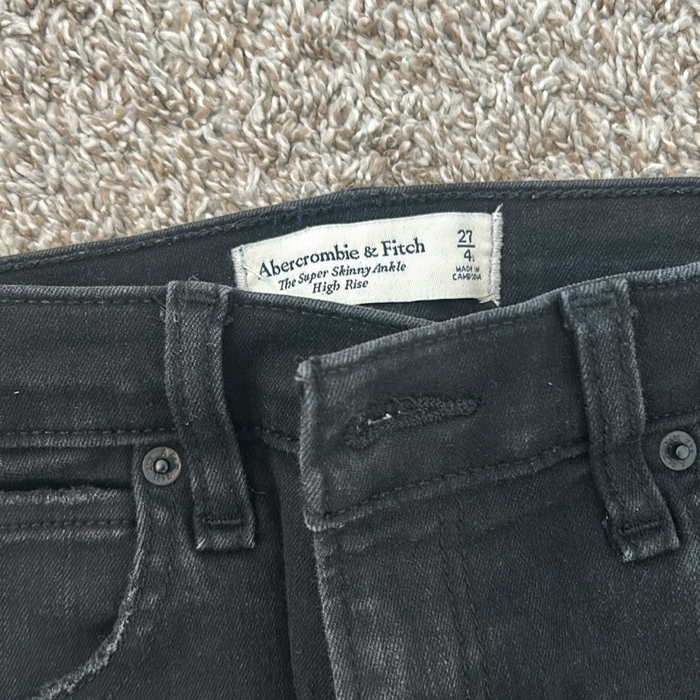 Jeans bundle - Picture 5 of 7